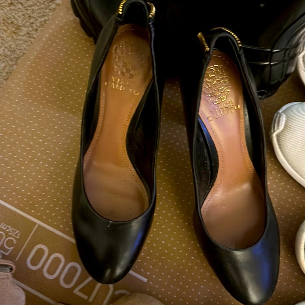 Black heel